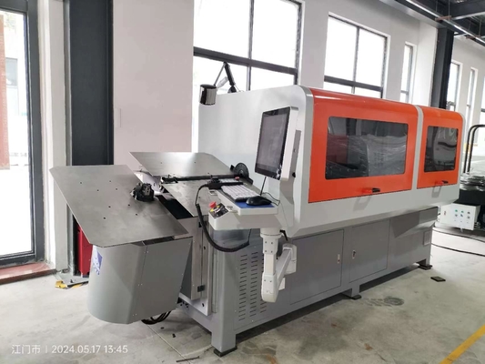 CNCワイヤ折り機 8軸3Dワイヤ折り機