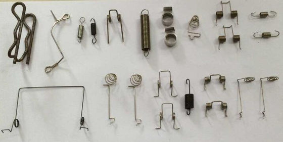 0.3-2.5mm 高効率のCNCスプリングマシン,多機能のコンピュータスプリングマシン